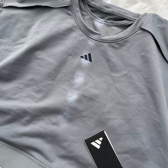 Adidas Grey Power Crop - Picture 3 of 4